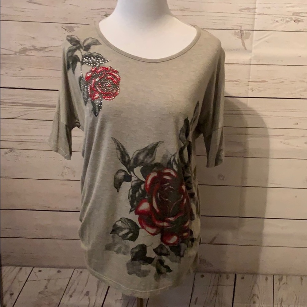 Forever 21 Rose Top
